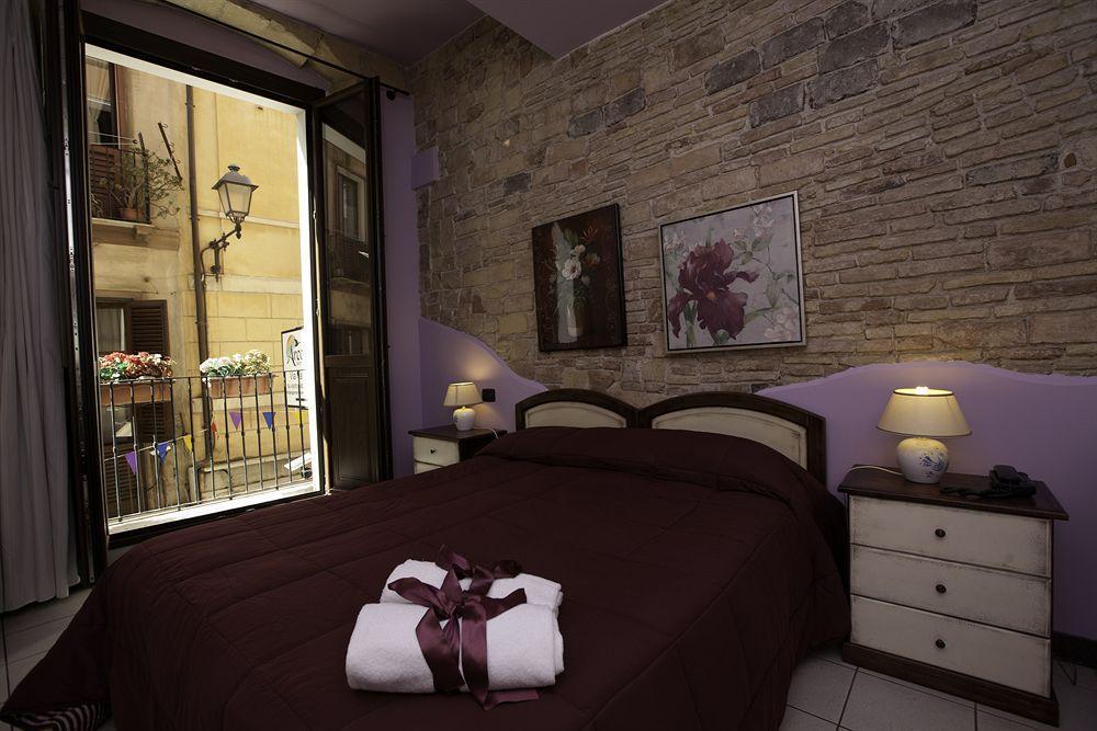 Arcobaleno Rooms Cagliari Exterior photo